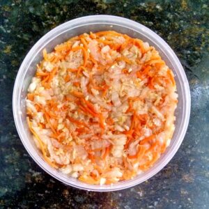 Chucrute Oriental : Fermentado de acelga, cenoura e gengibre