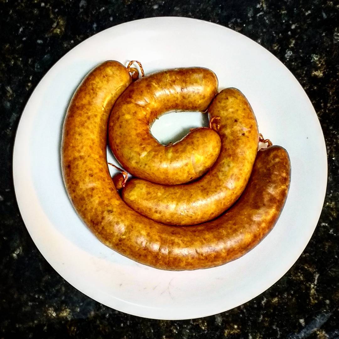 Salsicha (bratwurst / bauernwurst) - Herr Sauerkraut